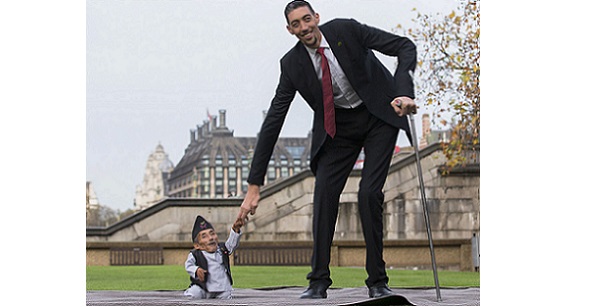 ΧΡΕΙΑΖΟΜΑΣΤΕ ΓΙΓΑΝΤΕΣ, ΔΙΑΘΕΤΟΥΜΕ ΝΑΝΟΥΣ!